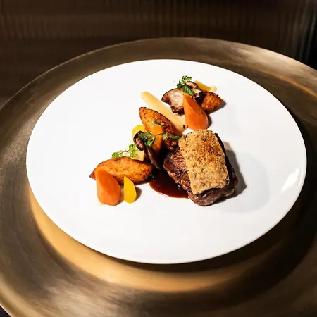 ホテル Aare トゥーン