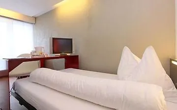 酒店 Aare 图恩